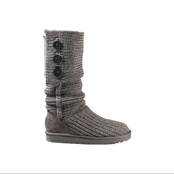 UGG Classic grey carry knit boot size 9